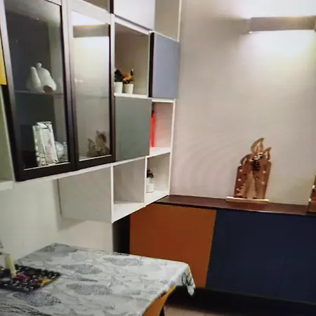 Davy Place Ub1 * מילאנו